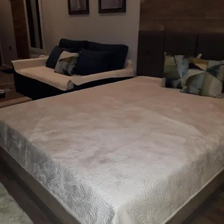 Lux Premier 09 דירה קופאוניק