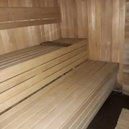 Lux Premier 09 公寓 *